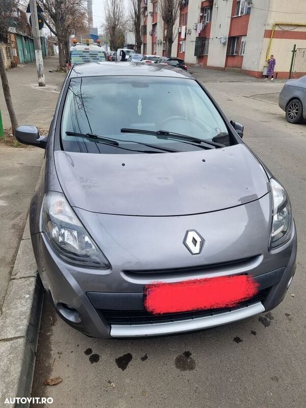 Gri Utilizat 2012 Renault Clio III Authentique Hatchback | 2.700 EUR - Imagine 1/4