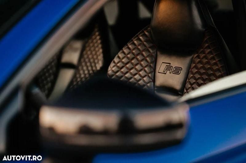 Second-hand Audi RS3 Design 400 CP (294 kW) 2019 Culoarealbastru Berlinǎ