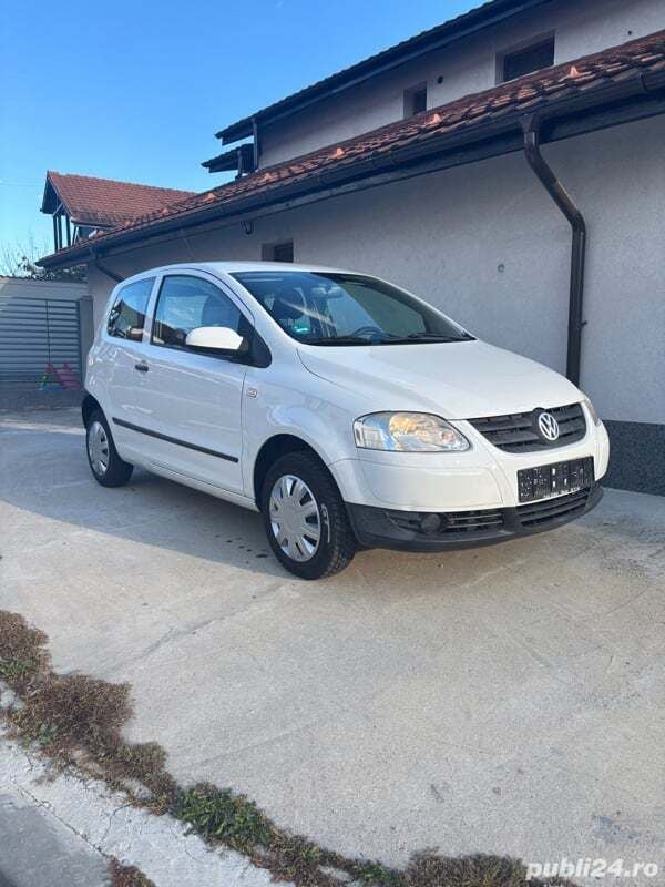 Utilizat 2008 VW Fox Hatchback | 1.300 EUR - Imagine 1/4