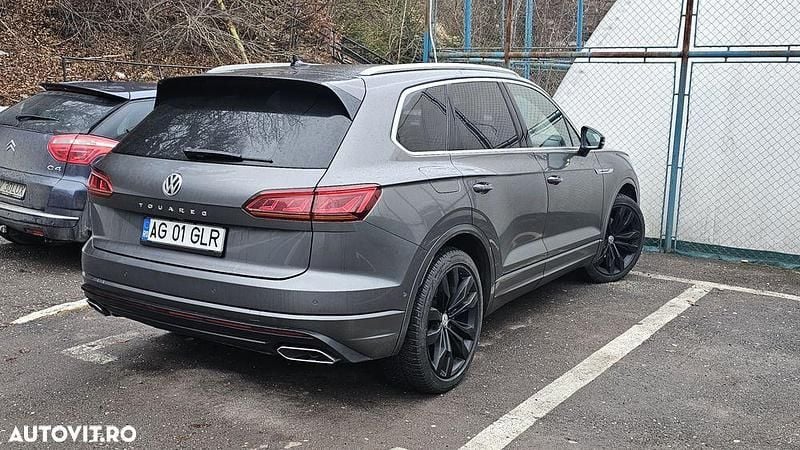 Second-hand VW Touareg R-line 231 CP (169 kW) 2020 Culoaregri SUV