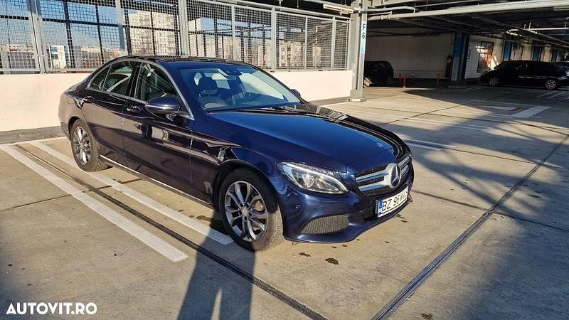 Culoarealbastru Utilizat 2017 Mercedes C220 Berlinǎ | 15.500 EUR (Preț bun) - Imagine 1/4