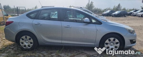 Second-hand Opel Astra 100 CP (73 kW) 2015 Albastru Berlinǎ