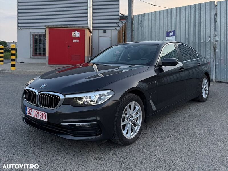 Gri Utilizat 2018 BMW 530e Berlinǎ | 25.250 EUR (Super Preț) - Imagine 1/4