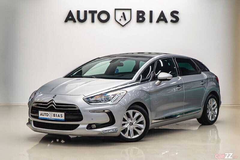 Gri Utilizat 2012 Citroën DS5 So Chic Hatchback | 9.800 EUR - Imagine 1/4