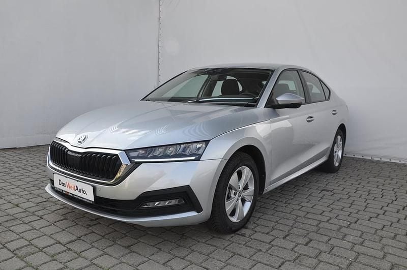 Gri mediu normal Utilizat 2024 Skoda Octavia Ambition | 25.400 EUR (Preț OK) - Imagine 1/4