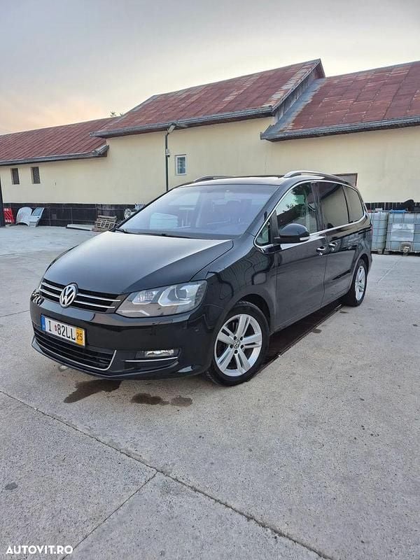 Culoarenegru Utilizat 2012 VW Sharan Highline Monovolum | 9.999 EUR (Preț OK) - Imagine 1/4