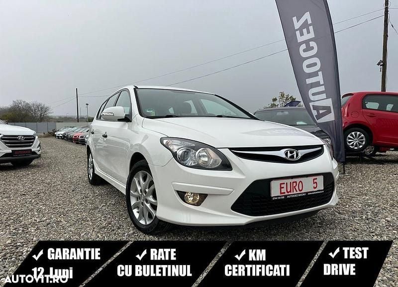 Culoarealb Utilizat 2012 Hyundai i30 Classic Break | 5.950 EUR (Preț OK) - Imagine 1/4