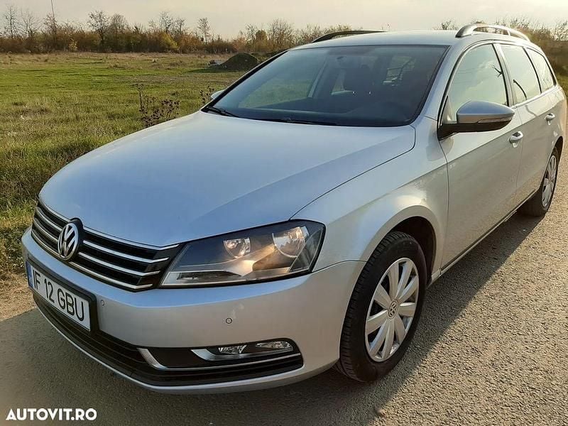 Second-hand VW Passat Trendline 140 CP (102 kW) 2012 Argintiu Break