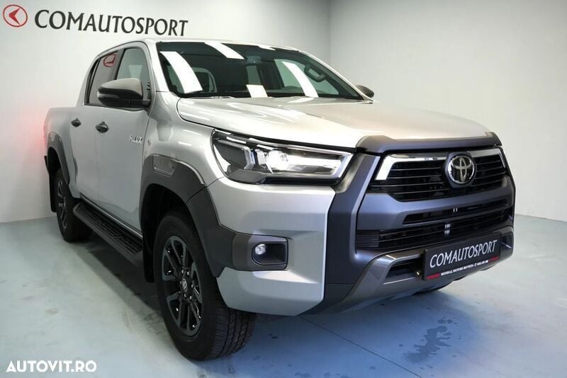 Gri Nouă 2024 Toyota HiLux Pickup | 55.660 EUR (Preț bun) - Imagine 1/4