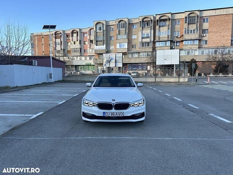 Culoarealb Utilizat 2017 BMW 520 Berlinǎ | 28.500 EUR - Imagine 1/4