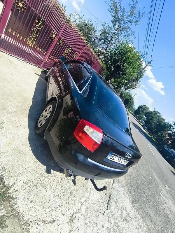 Utilizat 2003 Audi A4 Berlinǎ | 9.800 EUR - Imagine 1/3