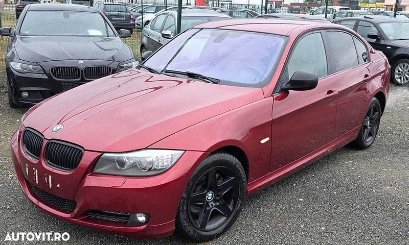 Culoarealte culori Utilizat 2010 BMW 320 Efficient Dynamics Berlinǎ | 5.799 EUR (Preț OK) - Imagine 1/4