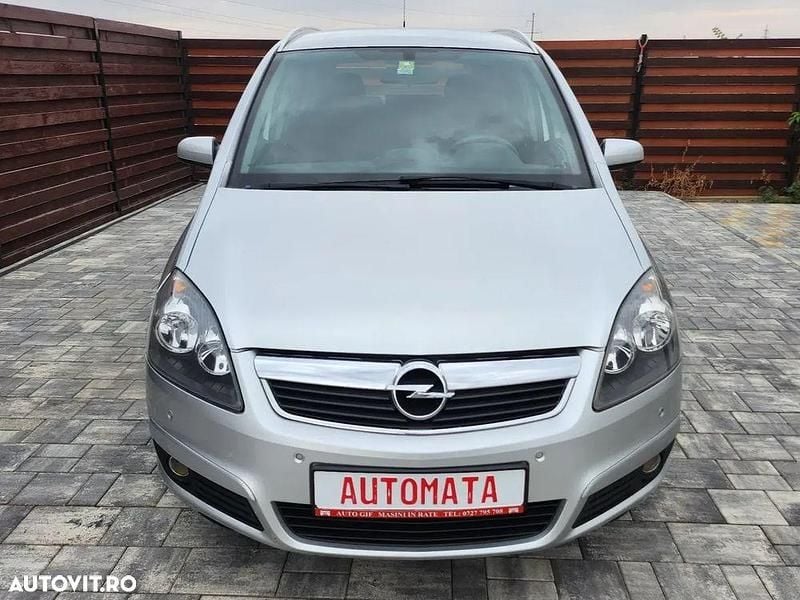 Second-hand Opel Zafira Cosmo 140 CP (102 kW) 2008 Culoareargint Monovolum