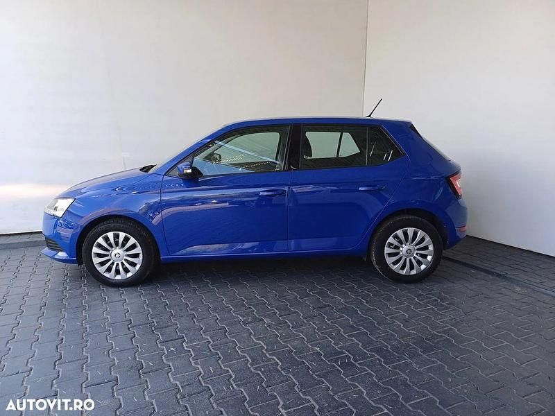 Second-hand Skoda Fabia Ambition 95 CP (69 kW) 2019 Albastru mediu  normal Hatchback