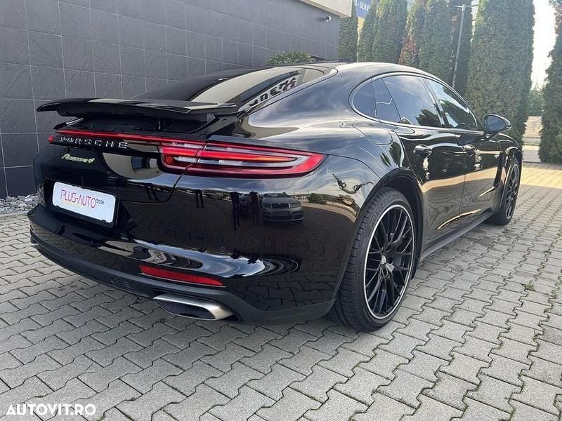 Second-hand Porsche Panamera 330 CP (242 kW) 2019 Culoarenegru Berlinǎ