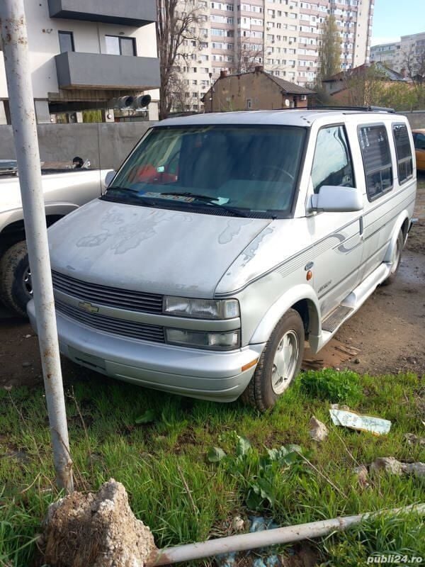 Utilizat 1995 Chevrolet Astro Monovolum | 5.300 EUR - Imagine 1/4