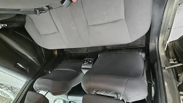 Second-hand Toyota Corolla Hybrid 122 CP (89 kW) 2021 Verde Berlinǎ