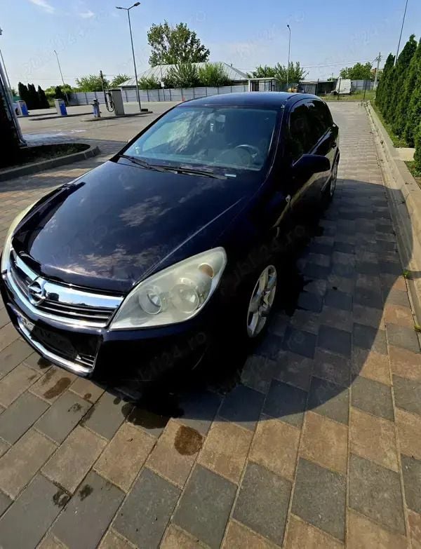Utilizat 2008 Opel Astra Hatchback | 2.500 EUR (Preț OK) - Imagine 1/4