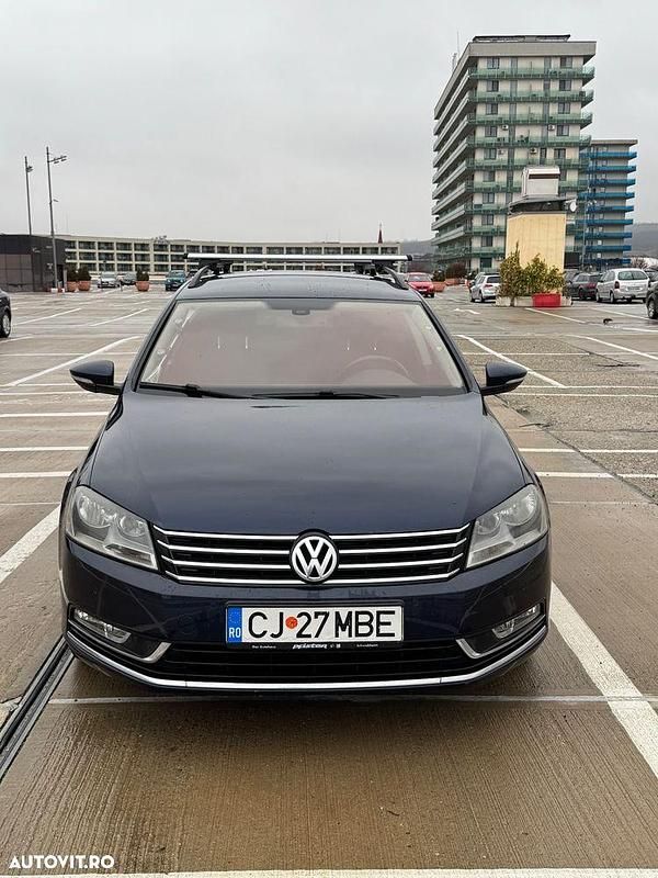 Culoarealbastru Utilizat 2013 VW Passat Comfortline Break | 7.250 EUR (Preț OK) - Imagine 1/4