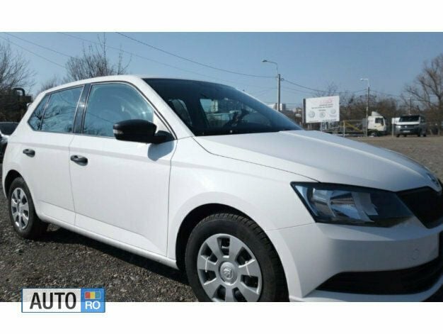 Alb Utilizat 2016 Skoda Fabia Hatchback | 8.000 EUR (Preț OK) - Imagine 1/3