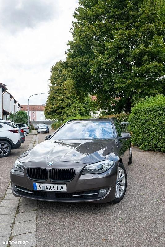 Culoaremaro Utilizat 2012 BMW 525 Luxury Line Break | 11.700 EUR (Preț OK) - Imagine 1/4