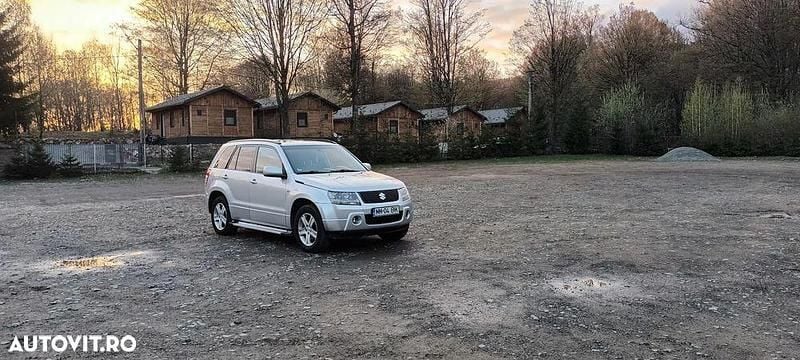Culoaregri Utilizat 2007 Suzuki Grand Vitara SUV | 3.500 EUR (Preț bun) - Imagine 1/4