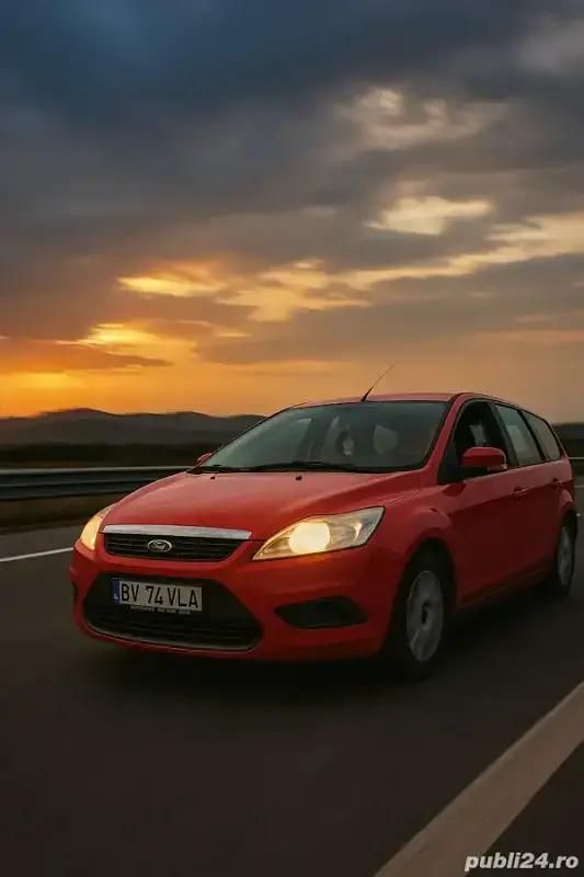 Rosu Utilizat 2008 Ford Focus Berlinǎ | 1.850 EUR (Preț OK) - Imagine 1/4