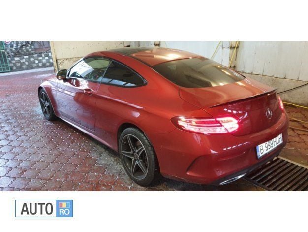 Second-hand Mercedes C250 204 CP (150 kW) 2018 Rosu Coupe