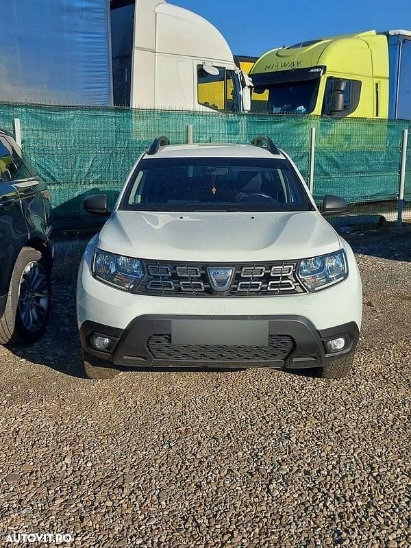 Culoarealb Utilizat 2019 Dacia Duster SUV | 10.500 EUR (Preț bun) - Imagine 1/4