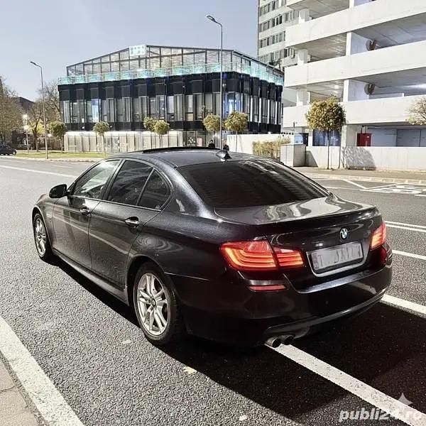 Second-hand BMW 520 190 CP (139 kW) 2015 Berlinǎ