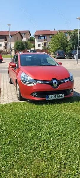 Second-hand Renault Clio GrandTour Life 75 CP (55 kW) 2015 Culoarerosu Break