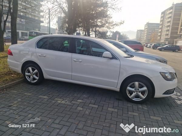 Second-hand Skoda Superb 170 CP (125 kW) 2014 Alb