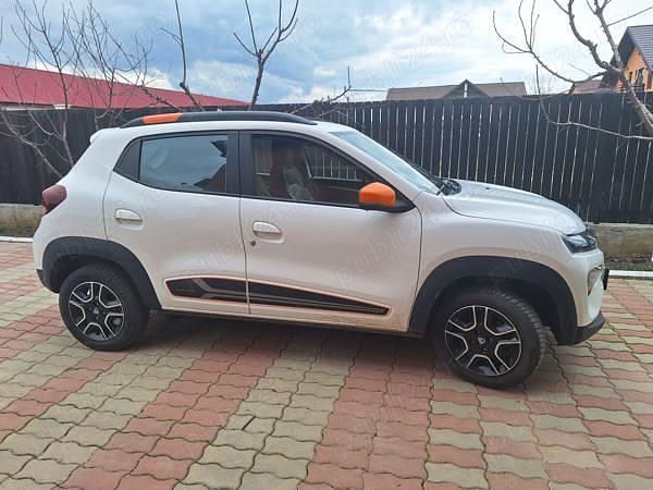 Second-hand Dacia Spring 33 kW (45 CP) 2022 Alb Hatchback