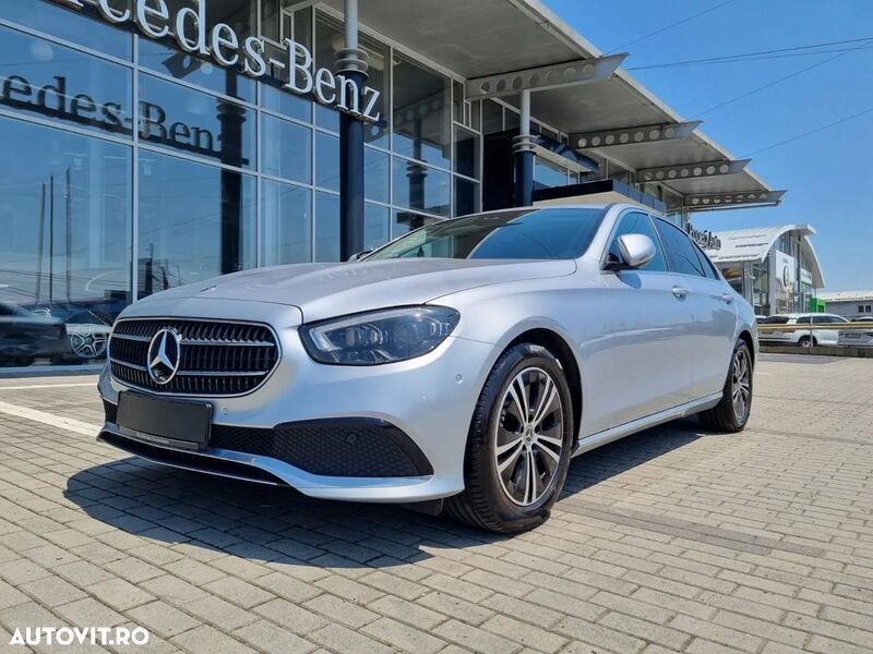 Argint Utilizat 2020 Mercedes E220 Berlinǎ | 45.254 EUR - Imagine 1/4