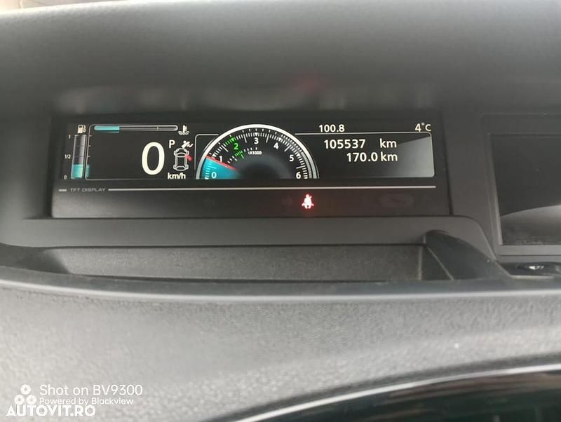 Second-hand Renault Scénic III 110 CP (80 kW) 2013 Culoarenegru Monovolum