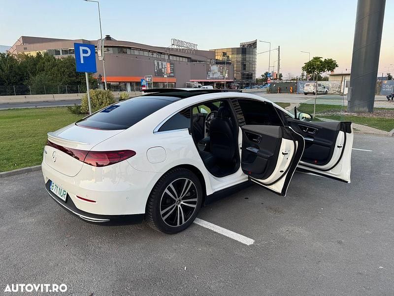 Second-hand Mercedes EQE350 214 kW (292 CP) 2022 Culoarealb Berlinǎ
