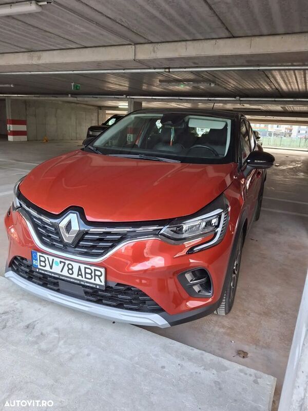 Rosu Utilizat 2020 Renault Captur Intens SUV | 14.900 EUR (Preț OK) - Imagine 1/4