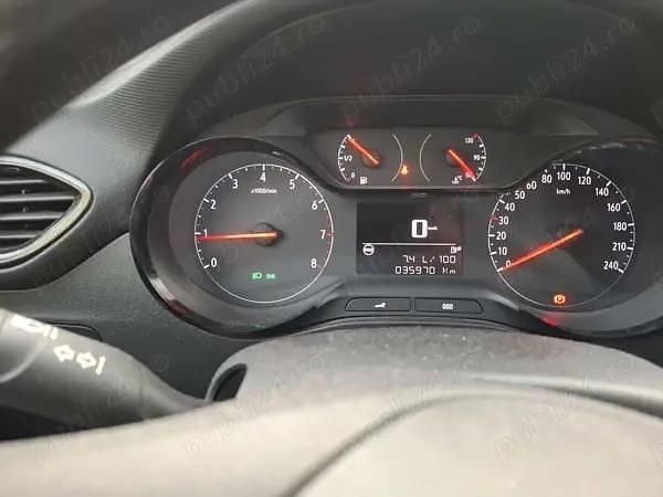 Utilizat 2019 Opel Crossland X SUV | 10.500 EUR (Preț OK) - Imagine 1/4