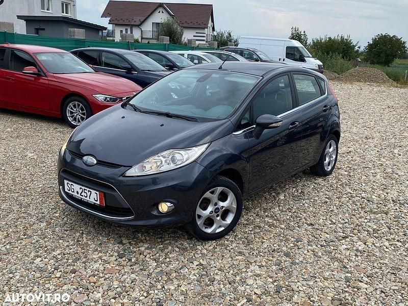 Culoaregri Utilizat 2011 Ford Fiesta Titanium Hatchback | 3.650 EUR (Preț bun) - Imagine 1/4