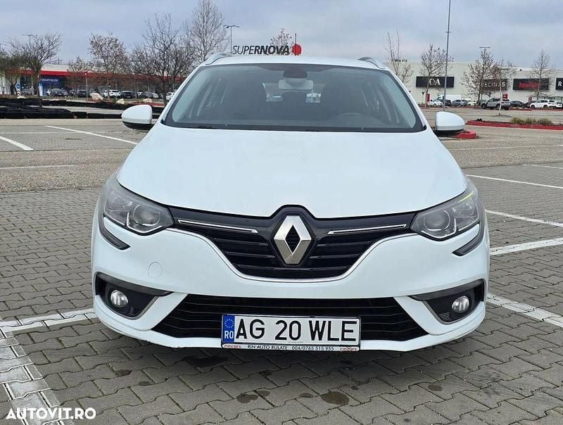 Second-hand Renault R4 90 CP (66 kW) 2017 Culoarealb Break