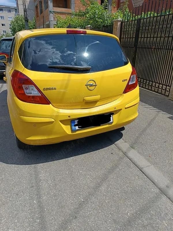 Second-hand Opel Corsa 75 CP (55 kW) 2009 Berlinǎ