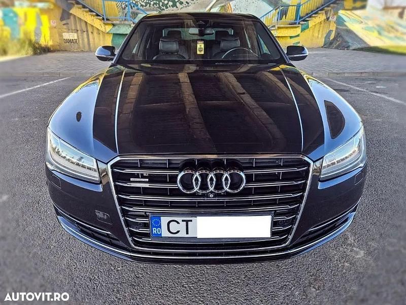 Culoarenegru Utilizat 2015 Audi A8 Comfort Berlinǎ | 22.000 EUR - Imagine 1/4