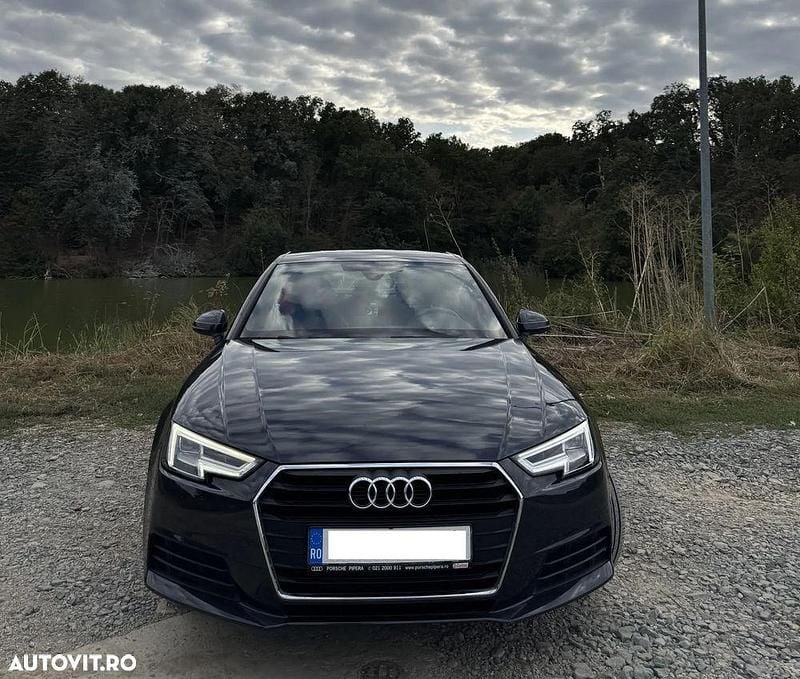 Second-hand Audi A4 Design 150 CP (110 kW) 2019 Culoaregri Berlinǎ