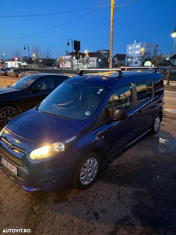 Second-hand Ford Tourneo Connect 115 CP (84 kW) 2014 Culoarealbastru Monovolum