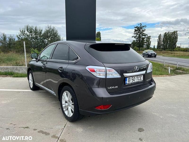 Second-hand Lexus RX450h Executive Line 299 CP (219 kW) 2009 Culoaremaro SUV