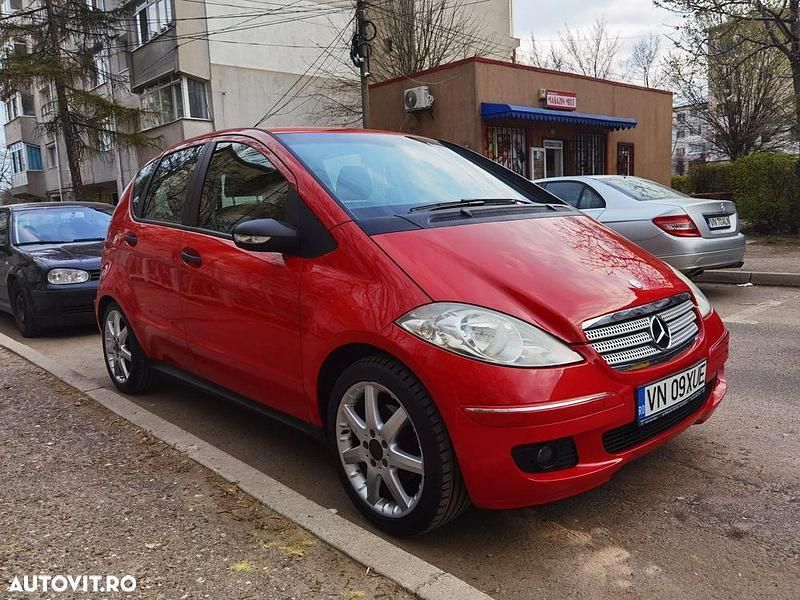 Rosu Utilizat 2008 Mercedes A150 Hatchback | 3.000 EUR (Preț OK) - Imagine 1/4