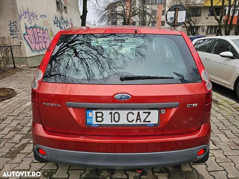 Second-hand Ford Fiesta 68 CP (50 kW) 2007 Culoarealte culori Hatchback