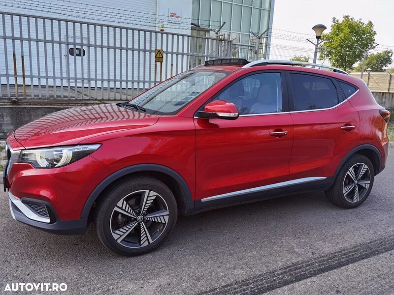 Rosu Utilizat 2021 MG ZS Berlinǎ | 17.800 EUR - Imagine 1/4
