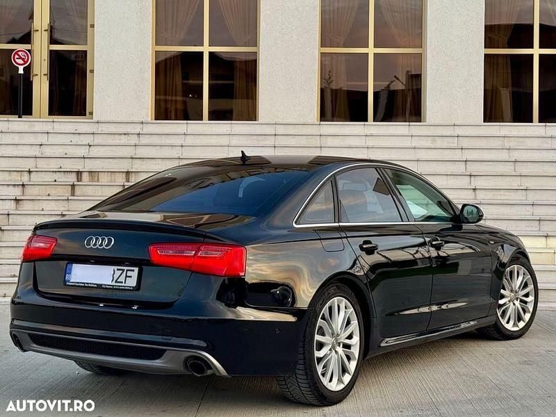 Second-hand Audi A6 Comfort 190 CP (139 kW) 2015 Culoarenegru Berlinǎ
