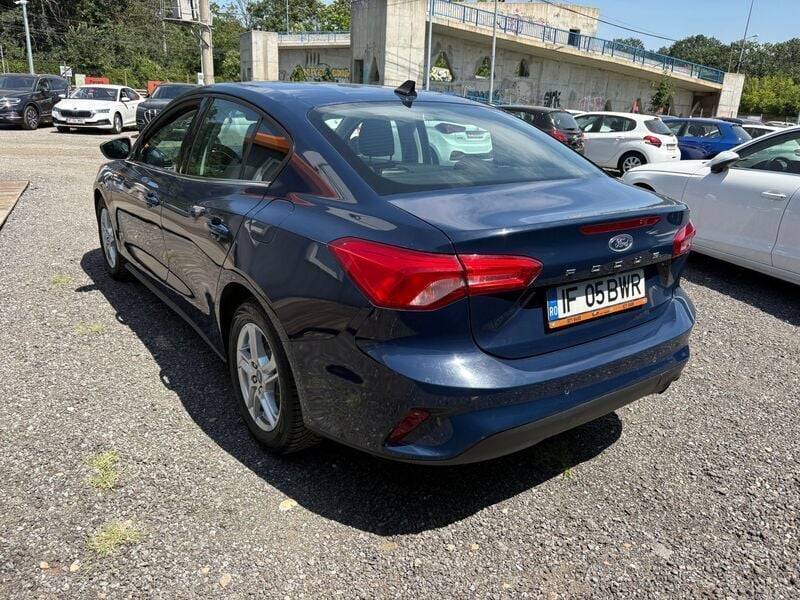 Second-hand Ford Focus 125 CP (91 kW) 2020 Albastru Berlinǎ